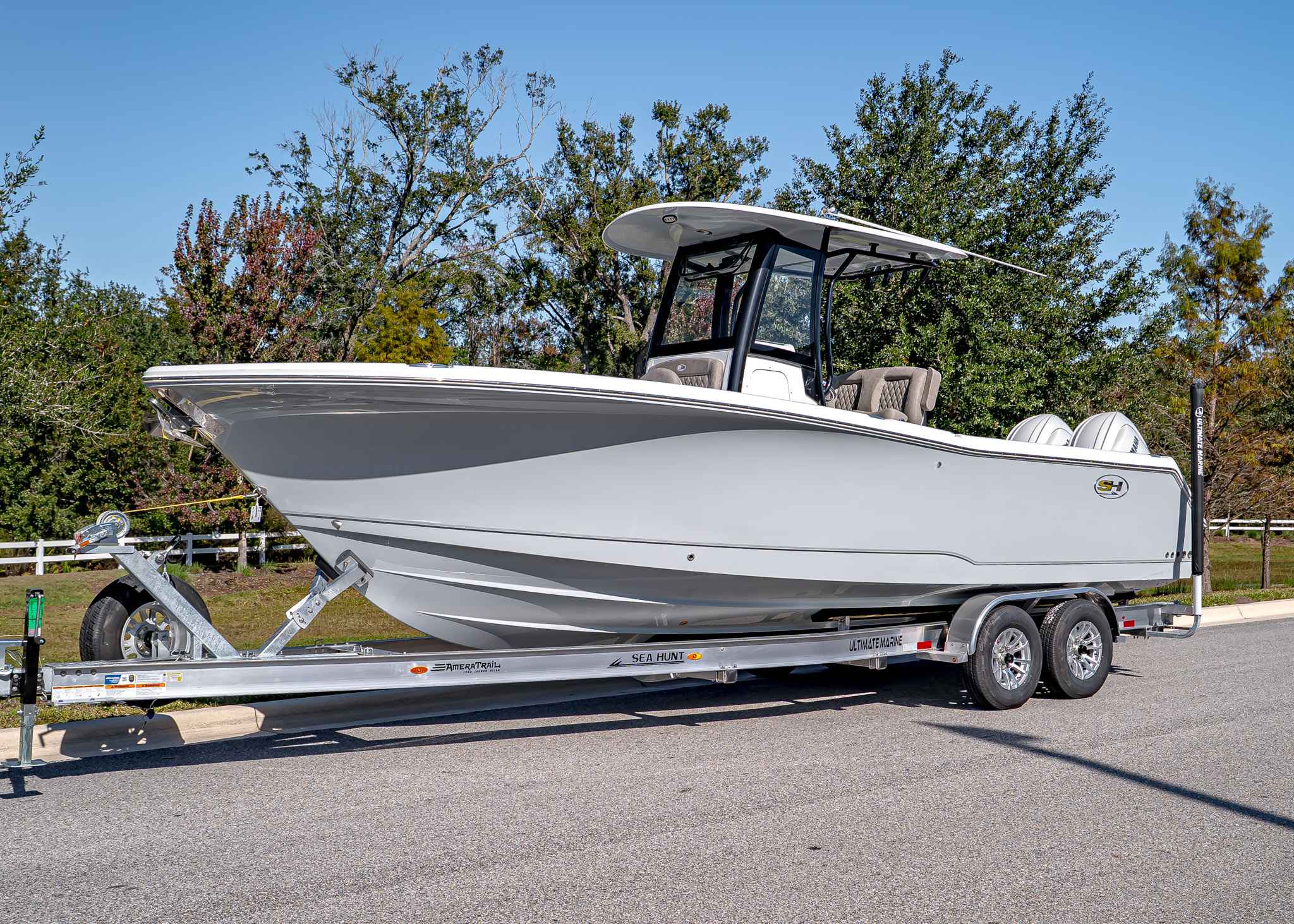 2026 Sea Hunt Gamefish 27 FS (SH387) SILVER GREY